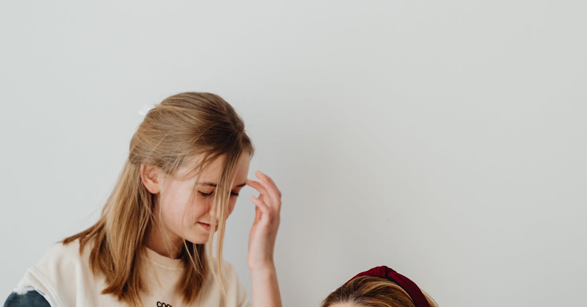 How much does it cost to replace a broken shower pipe?